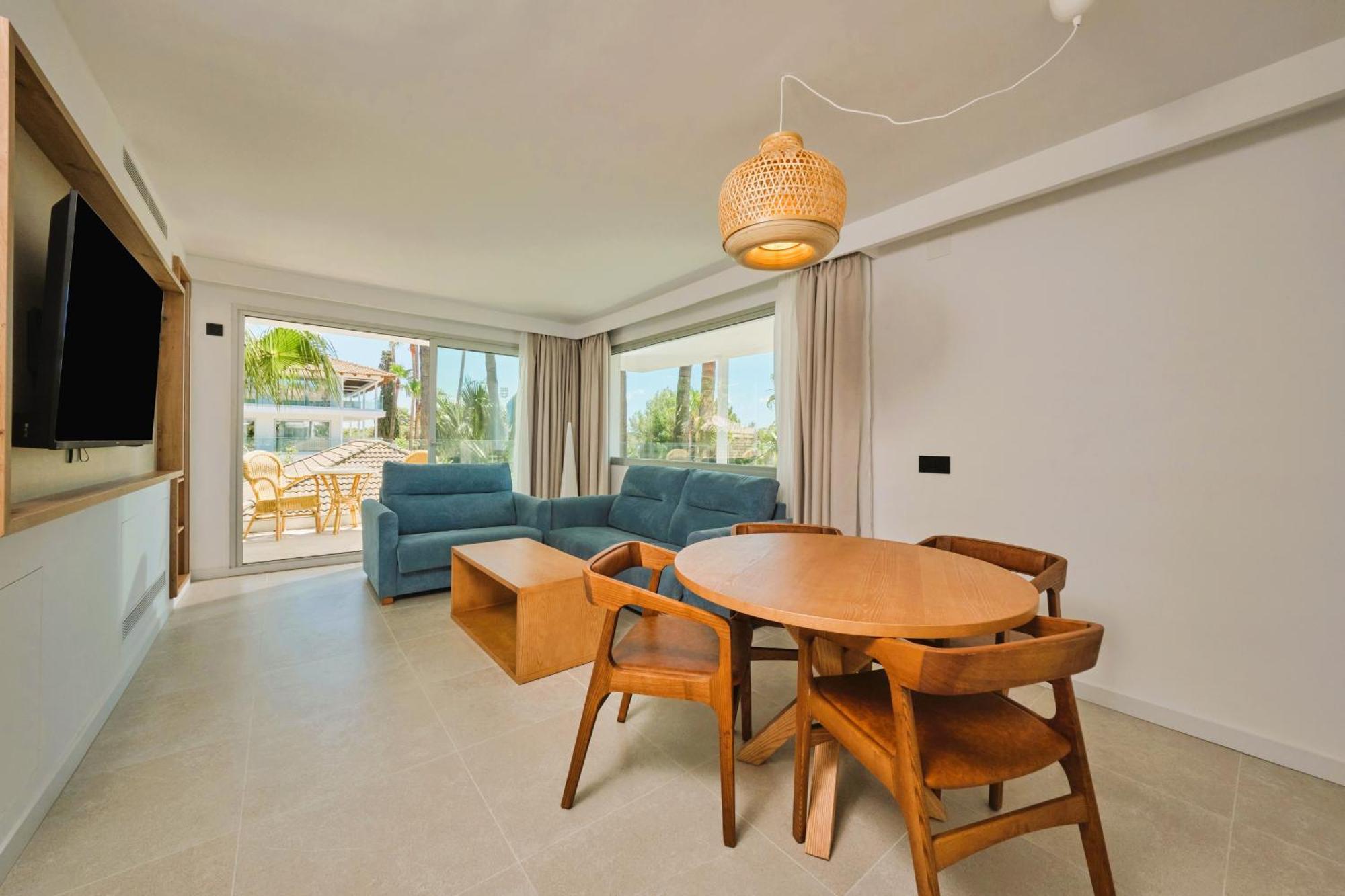 Playa Esperanza Affiliated By Melia Aparthotel 4*